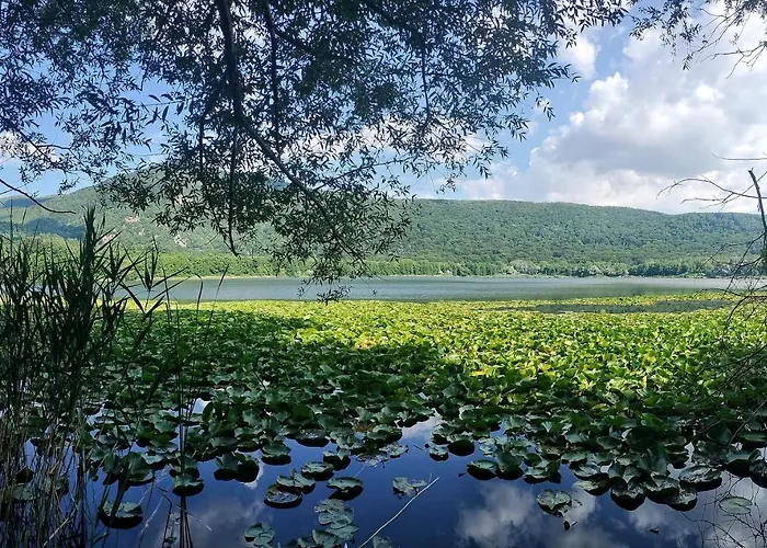 Appartamento Enrico Monticchio (Basilicata)